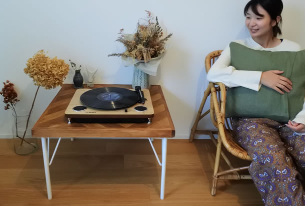 【レコードプレーヤーを置いてみた】