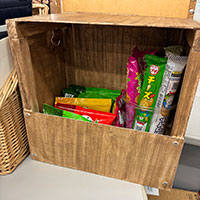 【100円ショップDIY】お菓子の木箱