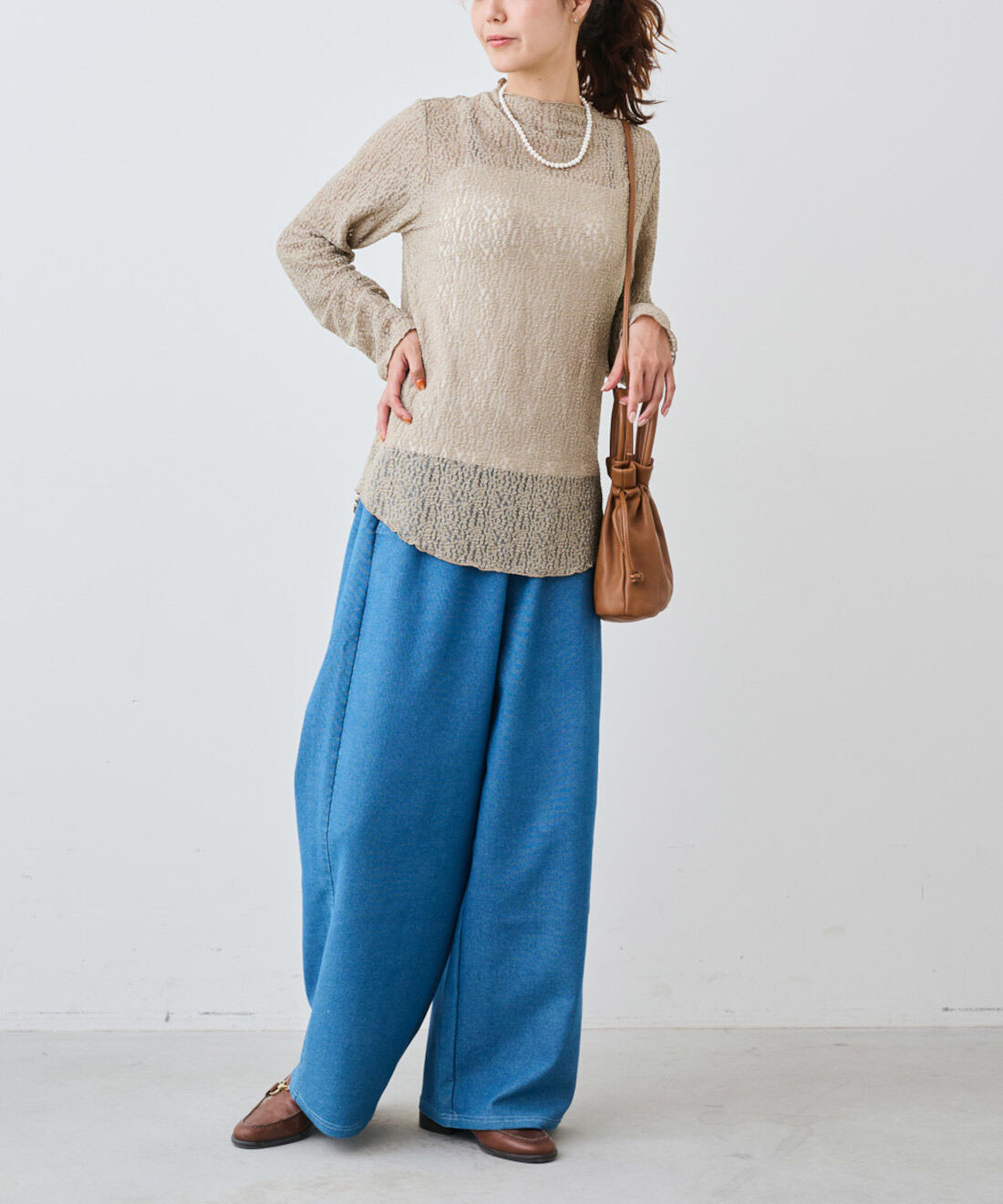 IEDIT|Her smileプロジェクト IEDIT[イディット]　かろやかに重ねておしゃれ上手 いろいろシアートップス〈レースグレージュ〉|モデル身長：164cm　着用サイズ：M