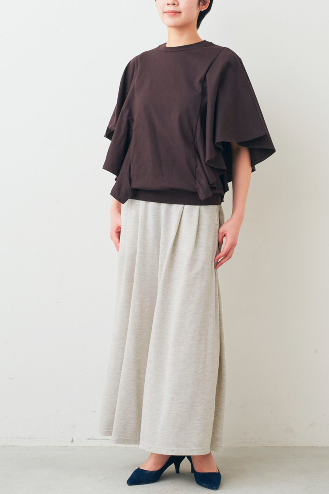 IEDIT|IEDIT[イディット]　接触冷感・吸汗速乾・抗菌防臭！ Ohcool（R）Ⅱplus素材のフリルトップス〈アイボリー〉|モデル身長：163cm　着用サイズ：M これは参考画像です。お届けするカラーとは異なります。