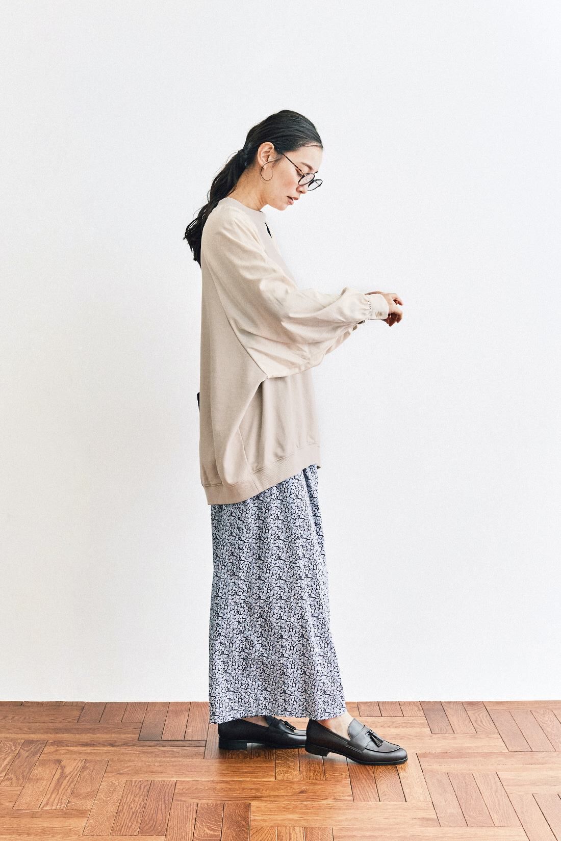 and myera|ａｎｄ　ｍｙｅｒａ　ベーシックじゃないトレーナー〈ベージュ〉