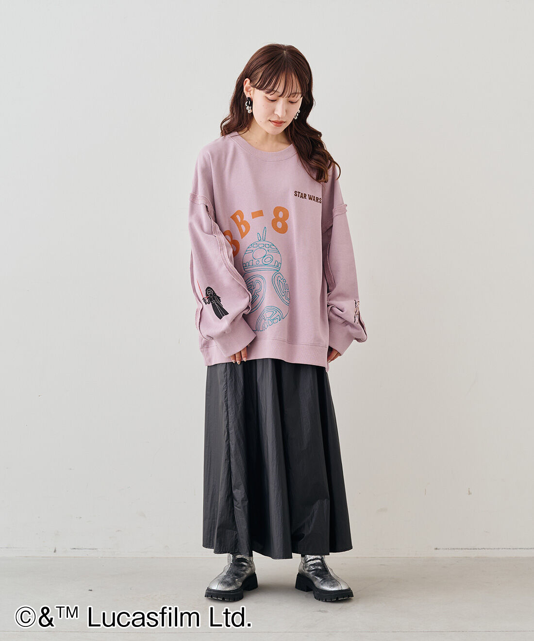 MEDE19F|シルバーのクラックレザー調トラックブーツのコーディネート
