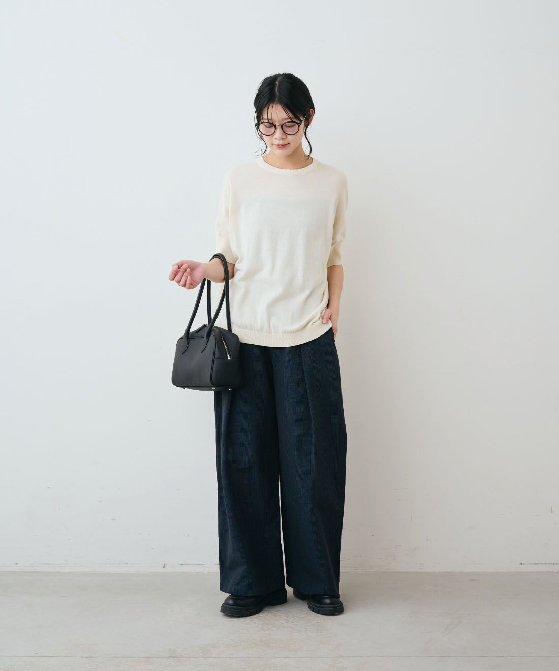 THREE FIFTY STANDARD|THREE FIFTY STANDARD　三子糸のコットン100% ニットプルオーバーの会|モデル身長：163cm　着用サイズ：M