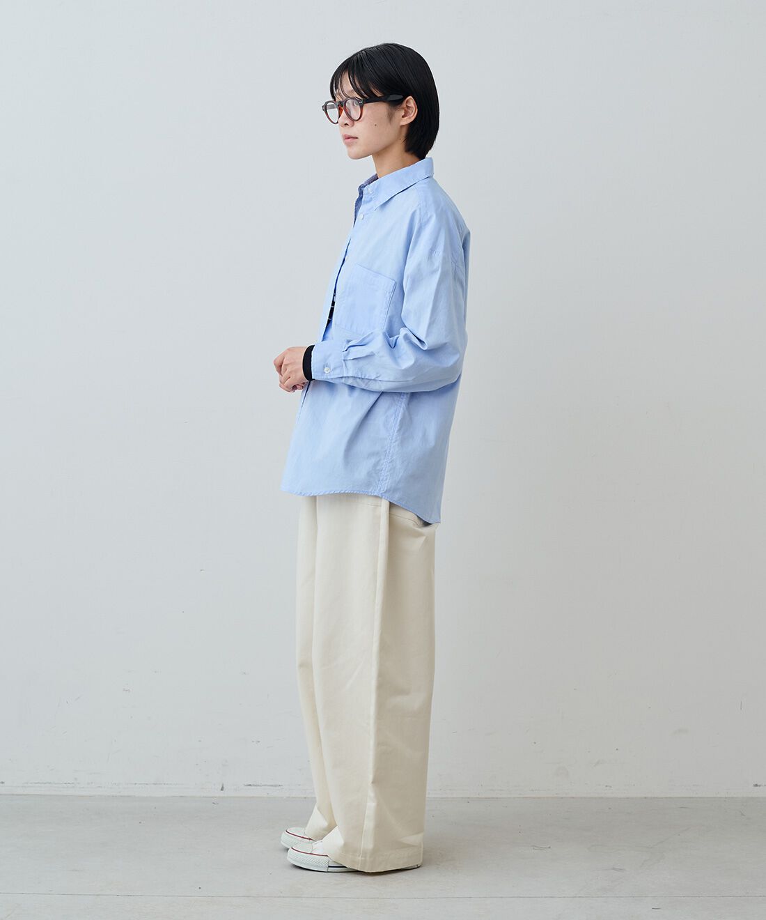THREE FIFTY STANDARD|ワイドベイカーパンツ〈オフホワイト〉のコーディネート|モデル身長：163cm 着用サイズ：M