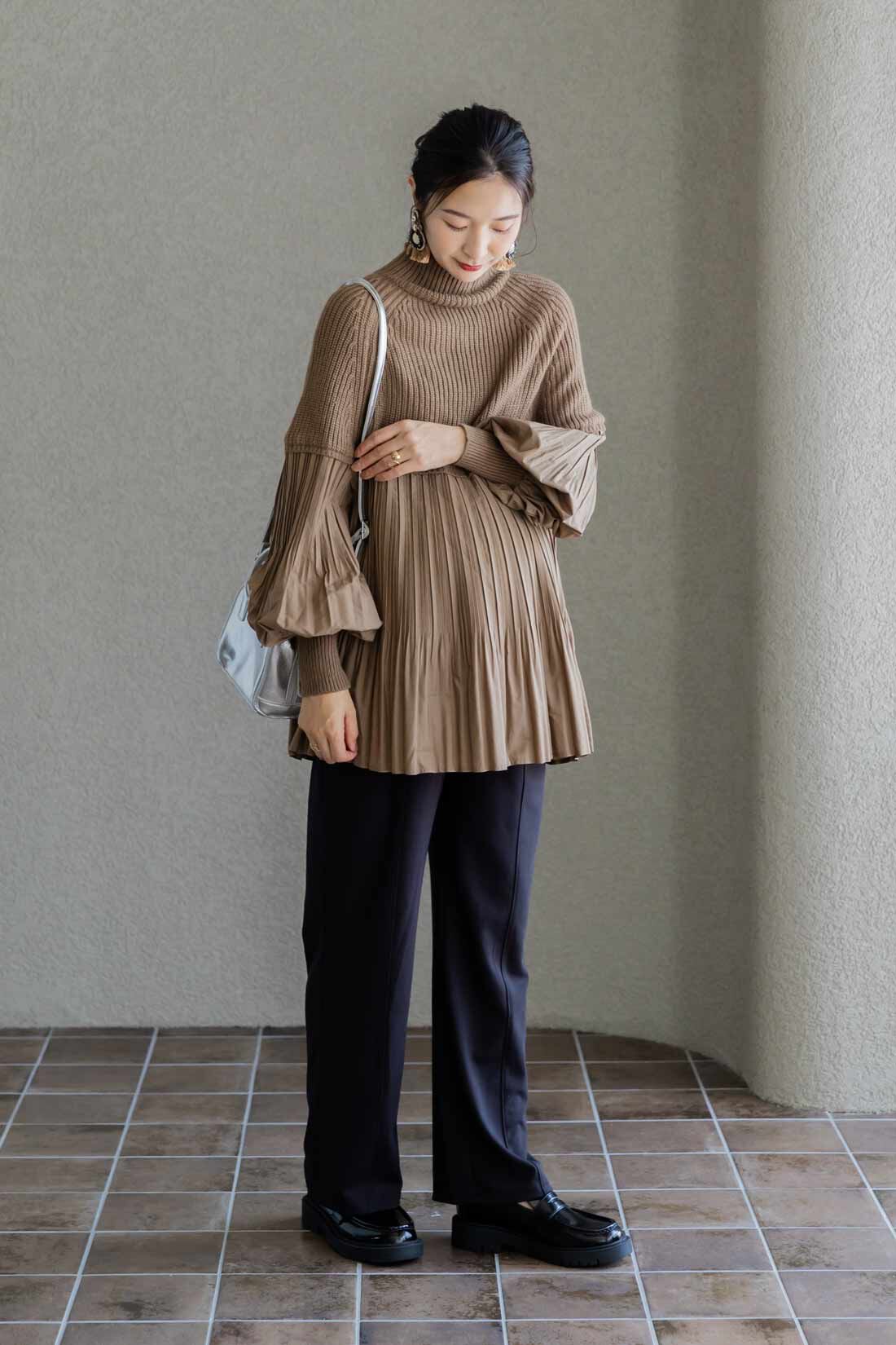 フェリシモMama|Moredde　マタニティから産後も使える　ストレッチストレートパンツ〈ブラック〉
