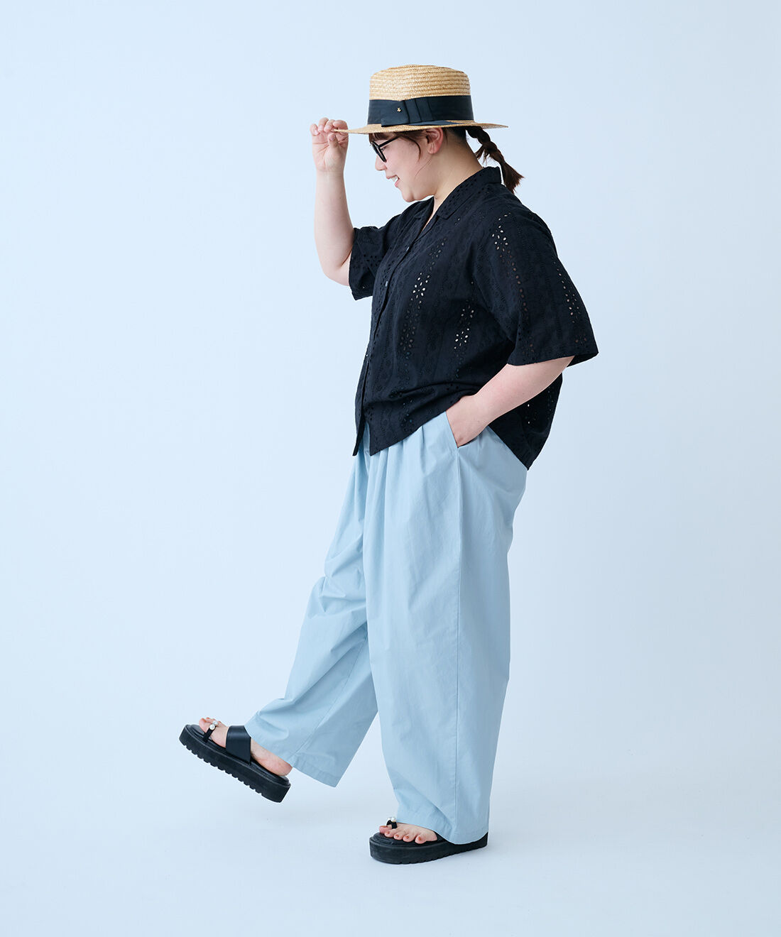 THREE FIFTY STANDARD|綿100％ コットンレース 開衿シャツ 〈ブラック〉のコーディネート
