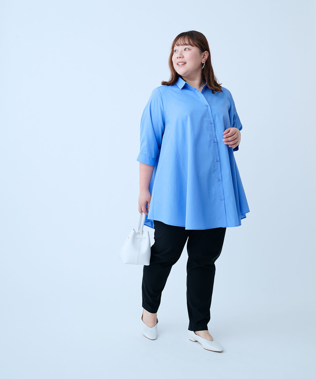 IEDIT|汗じみパッド付きがうれしい テントラインシャツチュニック〈ブルー〉のコーディネート