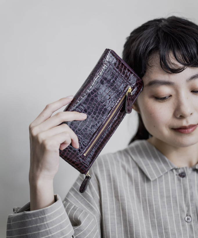 
使うたびに「祝福」を感じる艶財布。
