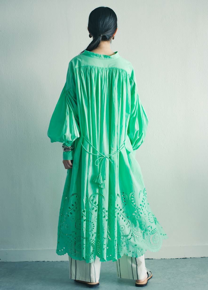 LIGHT GREEN