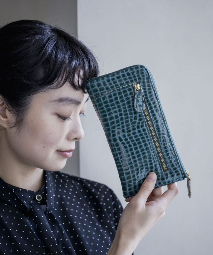 
使うたびに「祝福」を感じる艶財布。

